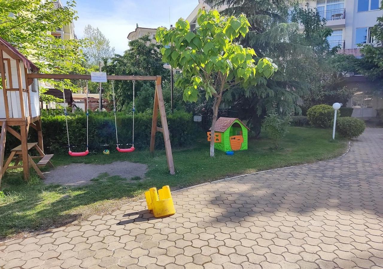 Charis Cozy Family Apart At Sun Village Complex Close To The Beach Солнечный берег Экстерьер фото